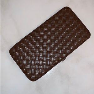 Brown weave wallet